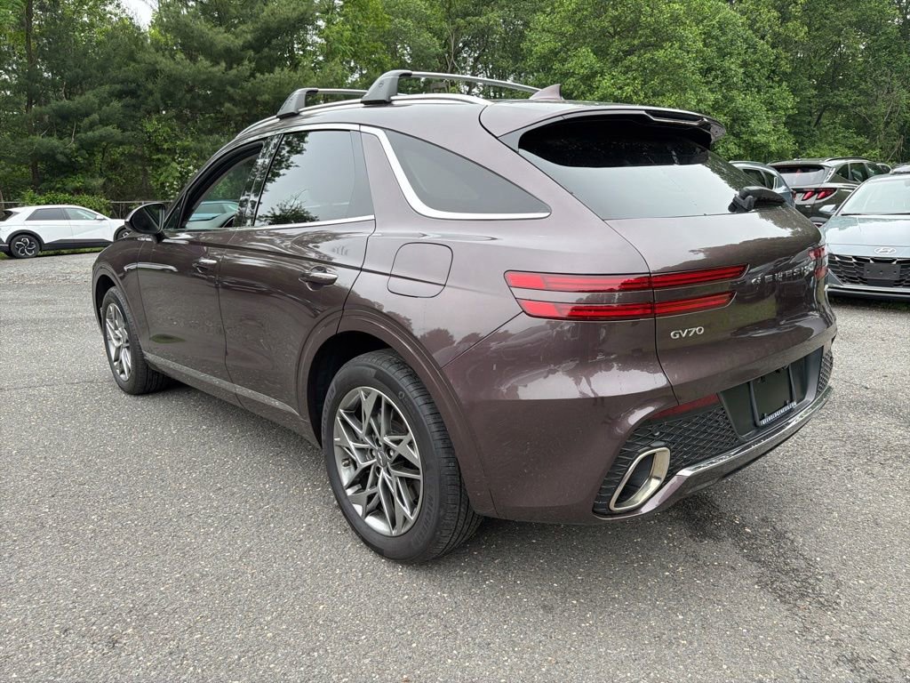 Used 2023 Genesis GV70 2.5T w/ Select Package AWD/4WD image 4