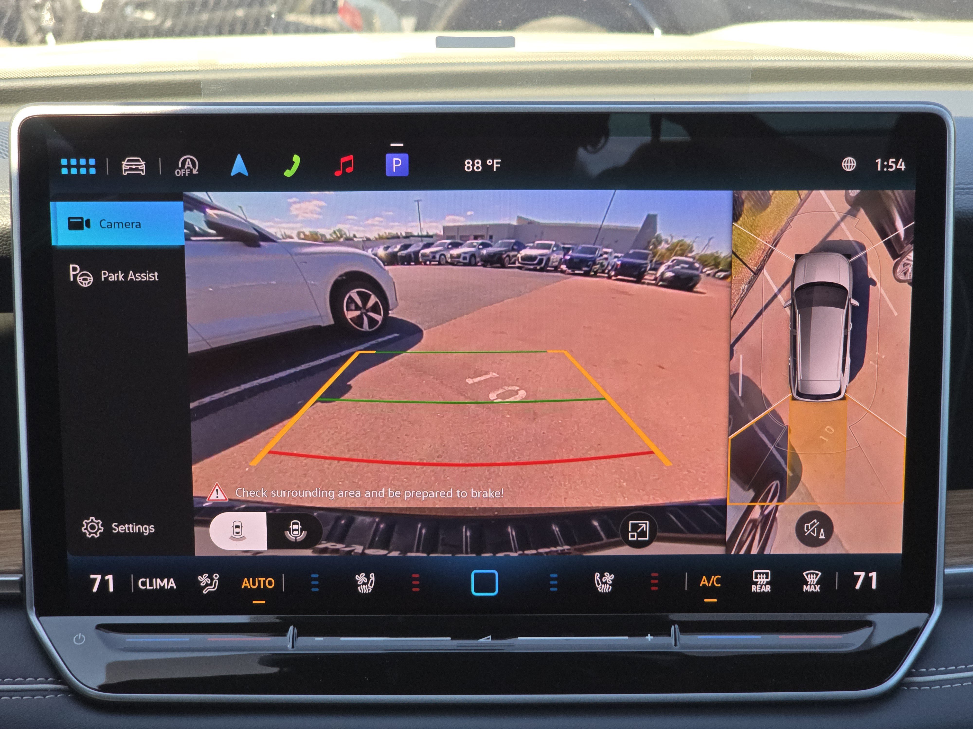 New 2026 Volkswagen Tiguan SEL R-Line AWD/4WD image 28