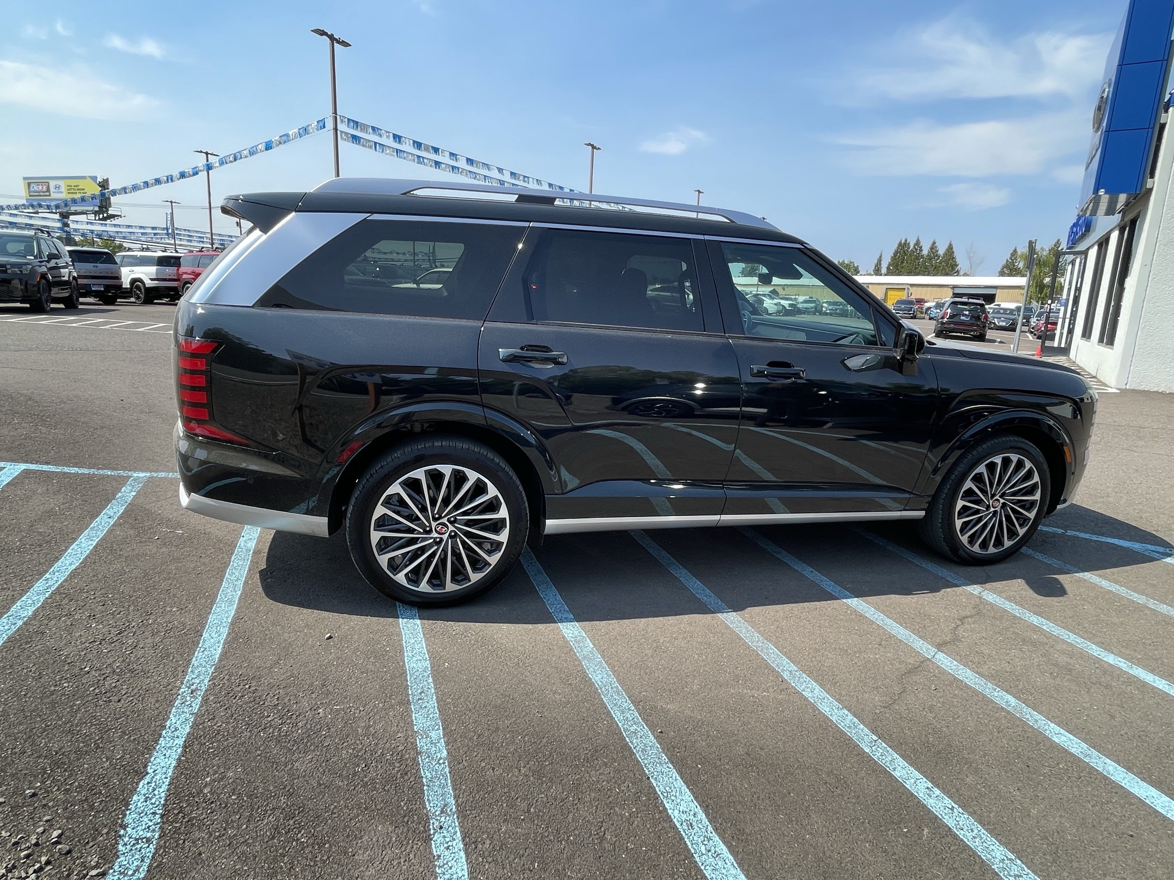Certified 2026 Hyundai Palisade Calligraphy AWD/4WD image 6
