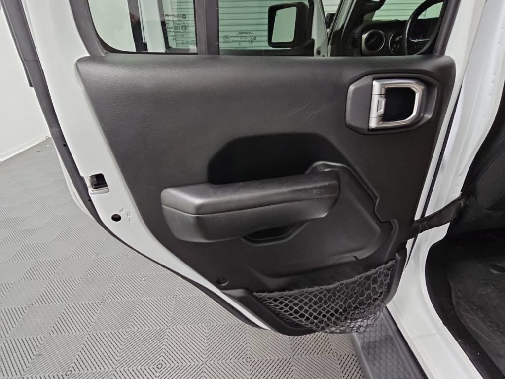 Used 2019 Jeep Wrangler Unlimited Sport S AWD/4WD image 30