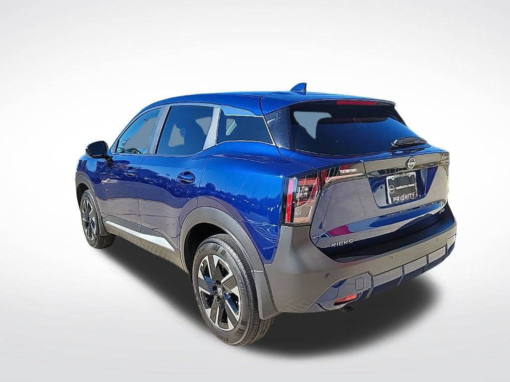 Certified 2025 Nissan Kicks SV w/ Charging Package AWD/4WD image 3