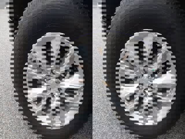 Used 2024 Chevrolet Silverado 1500 Custom image 28