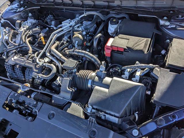 Used 2021 Nissan Altima 2.5 SR w/ SR Premium Package image 24