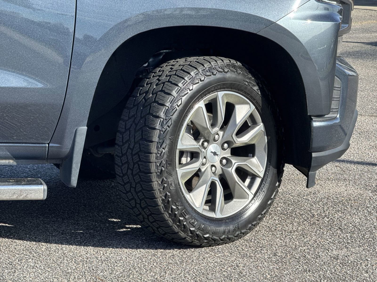 Used 2022 Chevrolet Silverado 1500 RST image 12