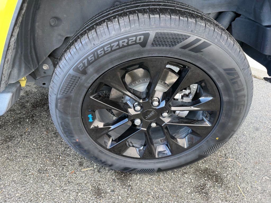 Used 2023 Jeep Wrangler Unlimited Sahara w/ Cold Weather Group image 12