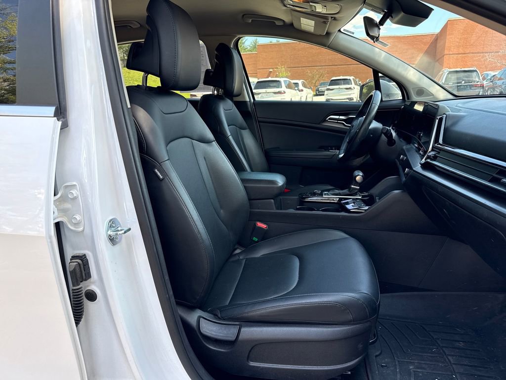Used 2023 Kia Sportage EX FWD image 25