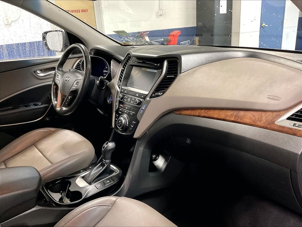 Used 2018 Hyundai Santa Fe Sport FWD image 14