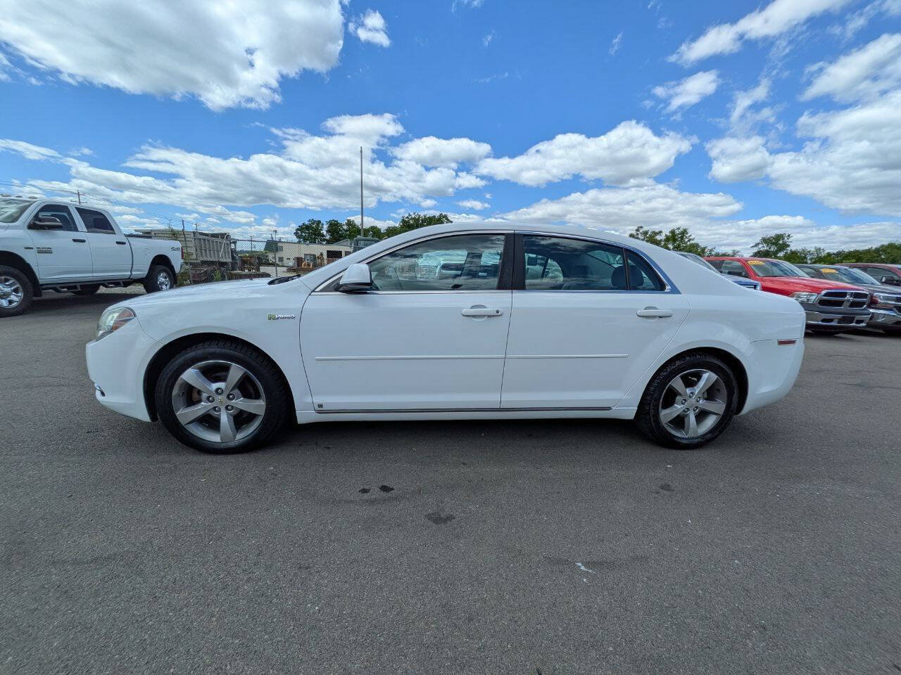 Used 2009 Chevrolet Malibu Hybrid FWD image 3