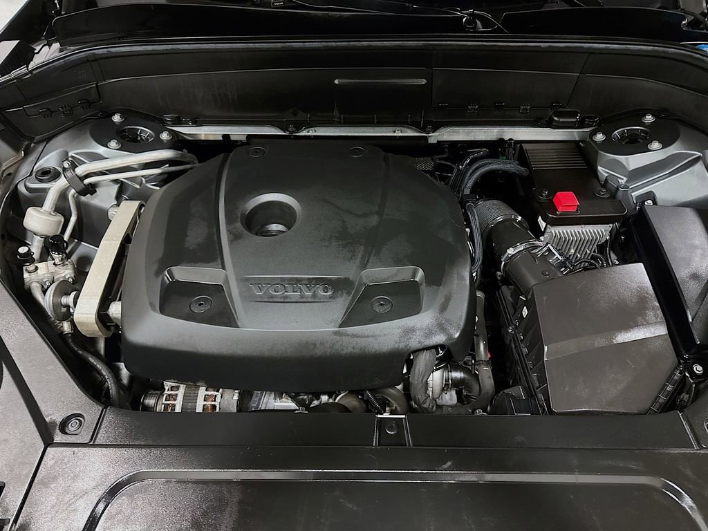 Used 2018 Volvo XC90 T5 Momentum w/ Convenience Package image 41