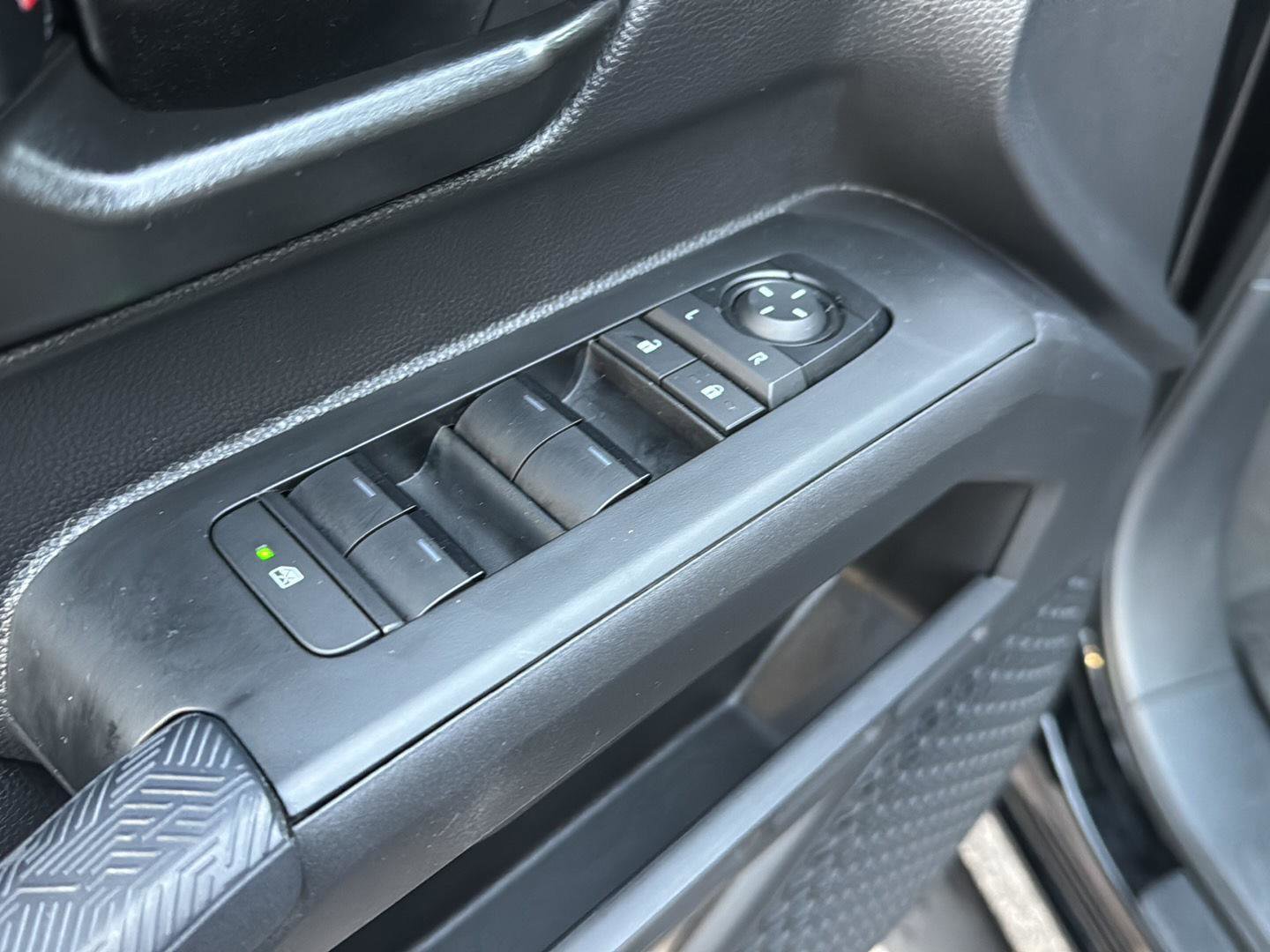 Certified 2024 Toyota Tacoma SR5 image 26