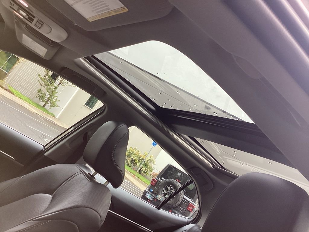 Used 2024 Toyota Camry XSE w/ Navigation Package FWD image 4