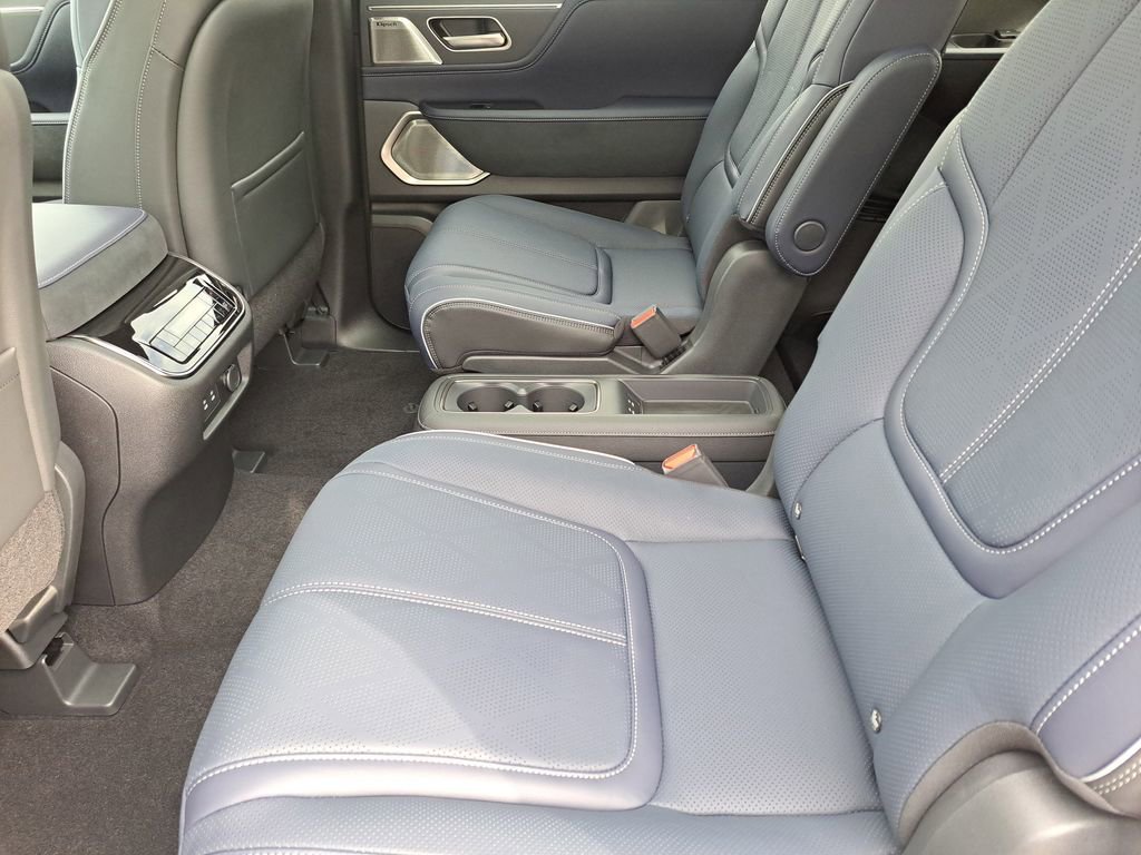 Certified 2026 INFINITI QX80 4WD w/ Sport Exterior Package image 15