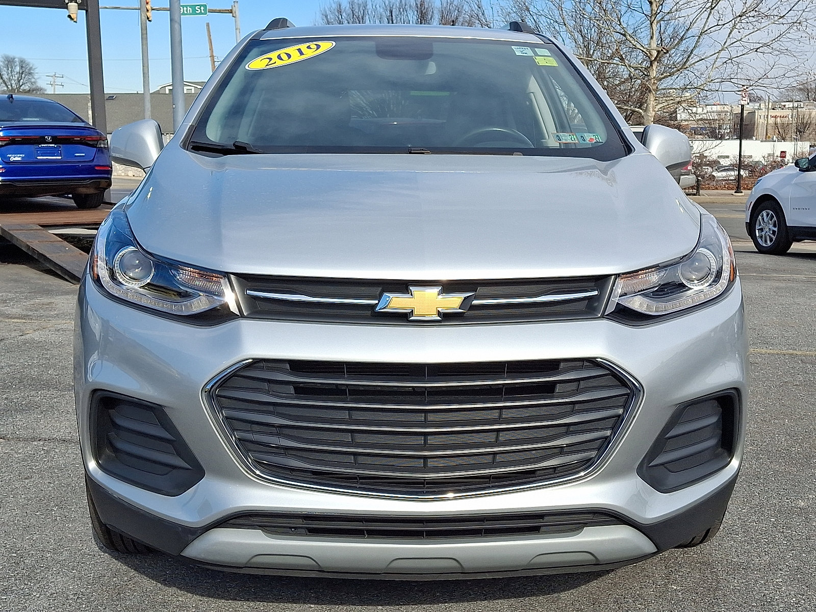 Used 2019 Chevrolet Trax LT w/ LT Convenience Package image 8