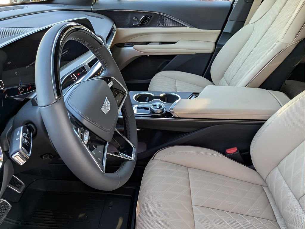 New 2025 Cadillac Lyriq Sport w/ Nappa Leather Package image 7