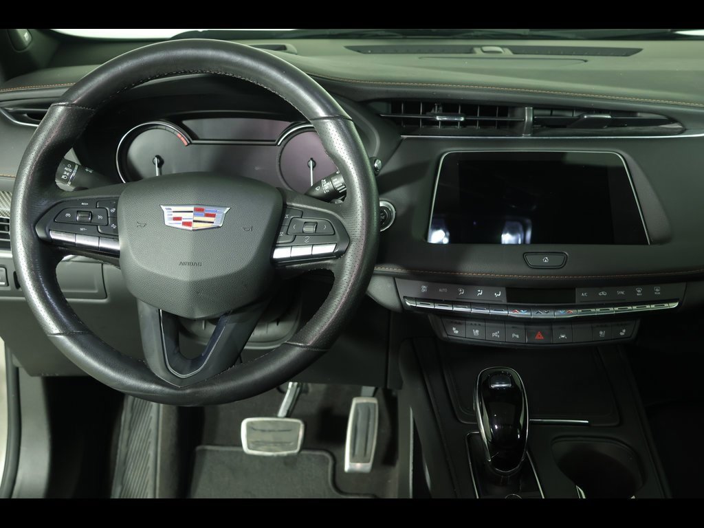 Used 2022 Cadillac XT4 Sport image 17
