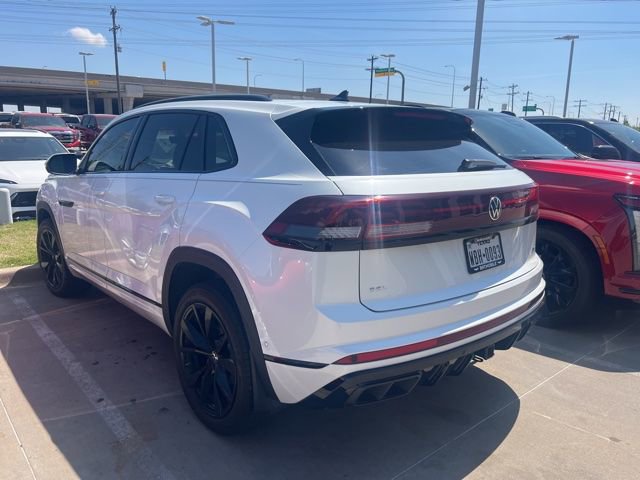 Used 2026 Volkswagen Atlas Cross Sport SEL Premium R-Line image 3