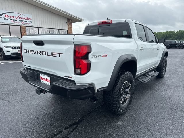 Used 2024 Chevrolet Colorado ZR2 w/ Technology Package AWD/4WD image 8