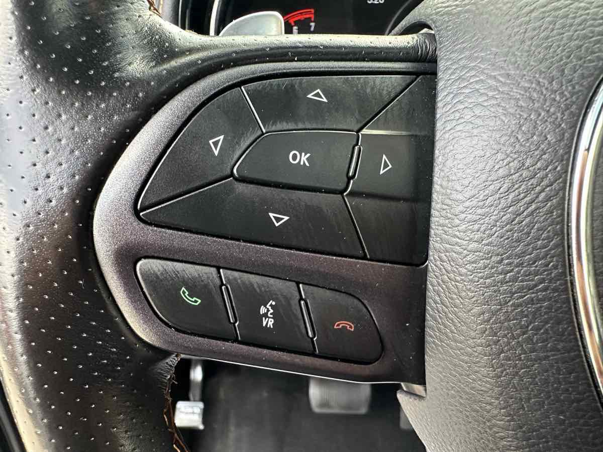 Used 2023 Dodge Durango R/T w/ Hemi Orange Plus Package AWD/4WD image 18