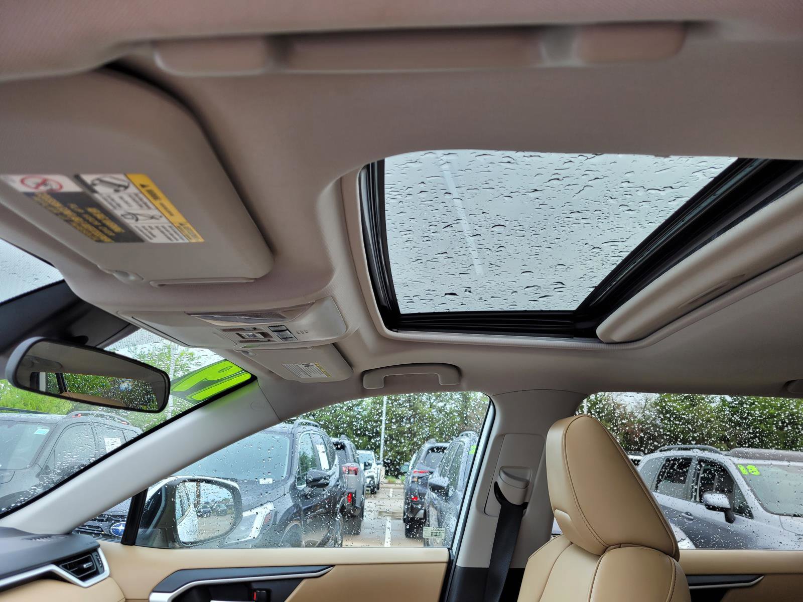 Used 2019 Toyota RAV4 XLE Premium image 15