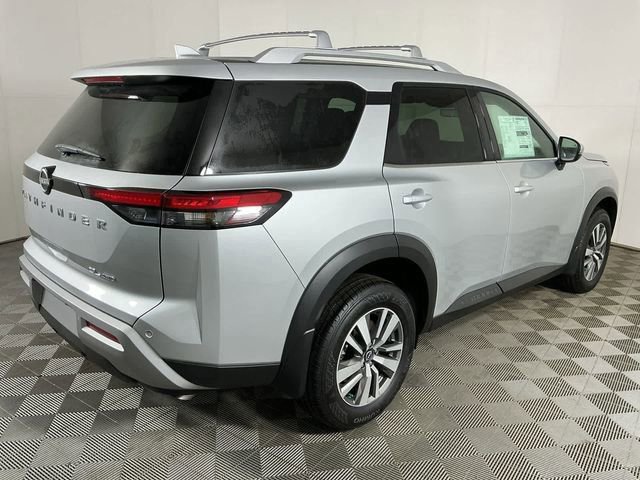New 2025 Nissan Pathfinder SL image 7