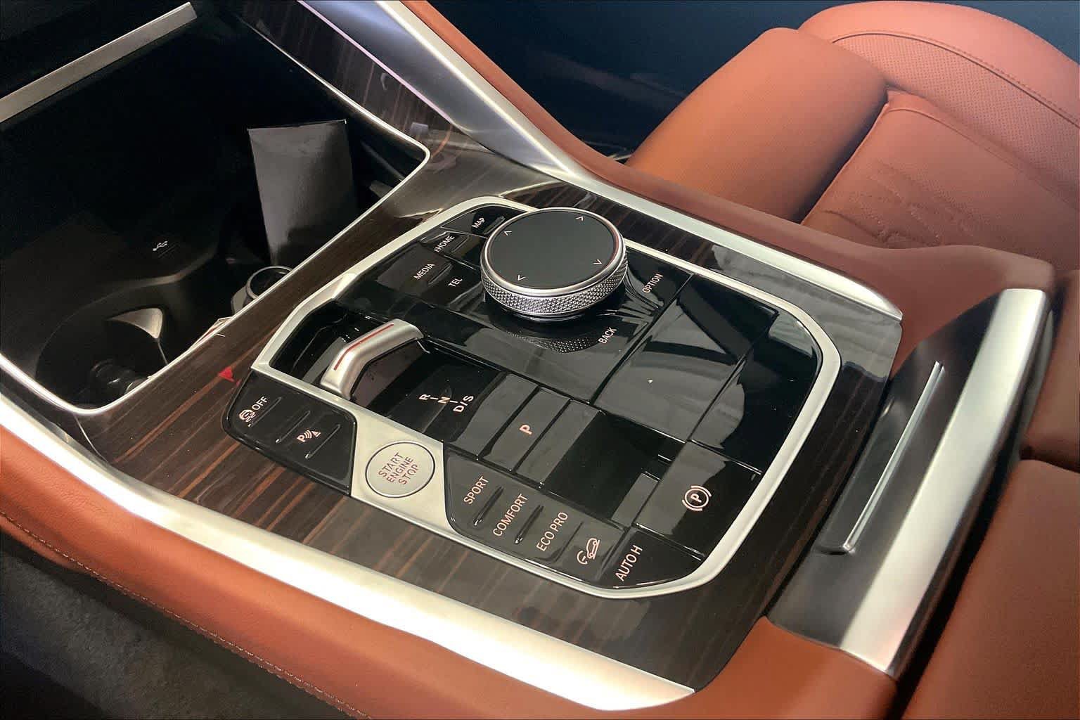 New 2027 BMW X6 xDrive40i AWD/4WD image 7