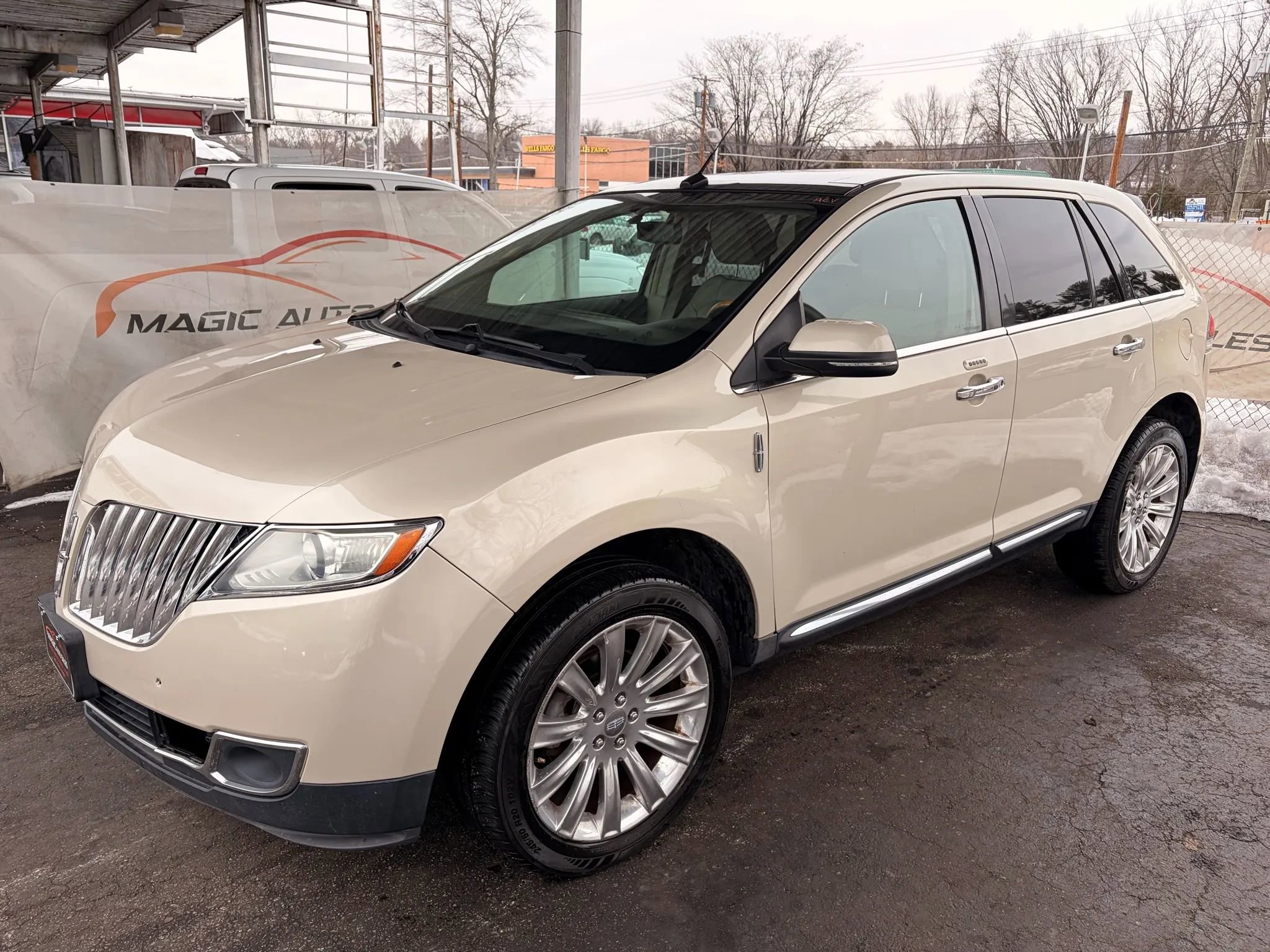 Used 2014 Lincoln MKX AWD w/ Equipment Group 102A image 57