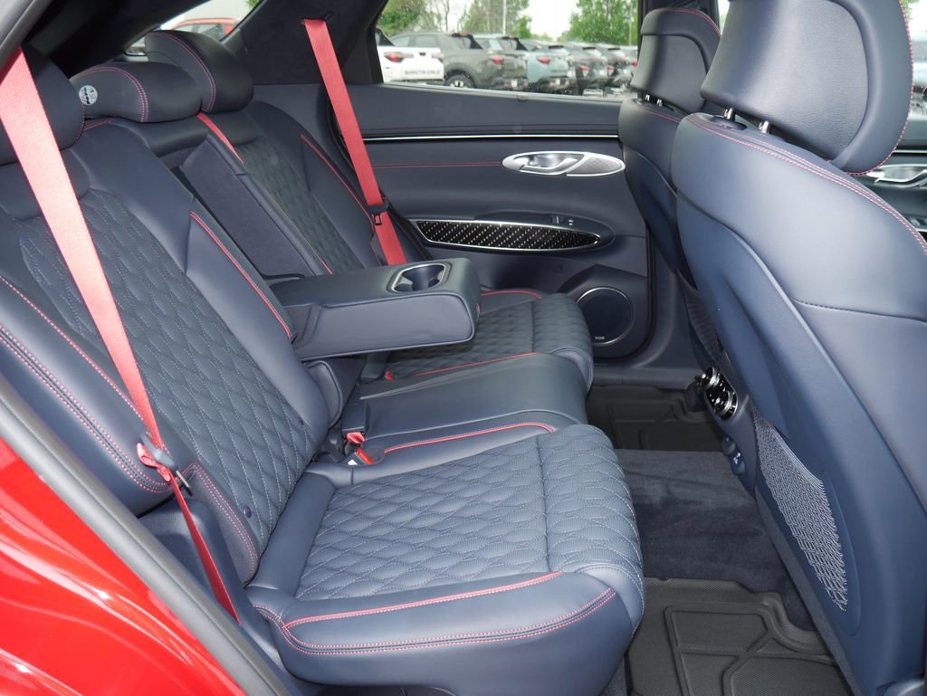 Used 2025 Genesis GV70 3.5T Sport w/ Sport Prestige Package AWD/4WD image 29