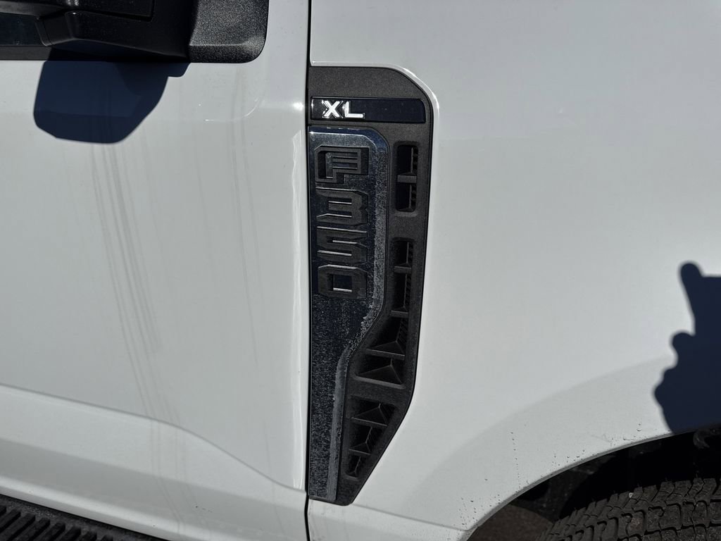 New 2026 Ford F350 XL w/ XL Chrome Package AWD/4WD image 29