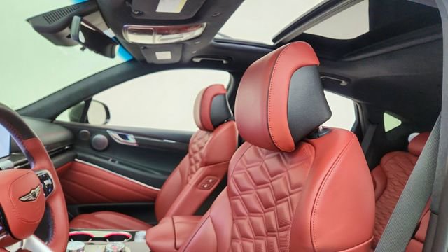 Used 2025 Genesis GV80 3.5T e-SC AWD/4WD image 32