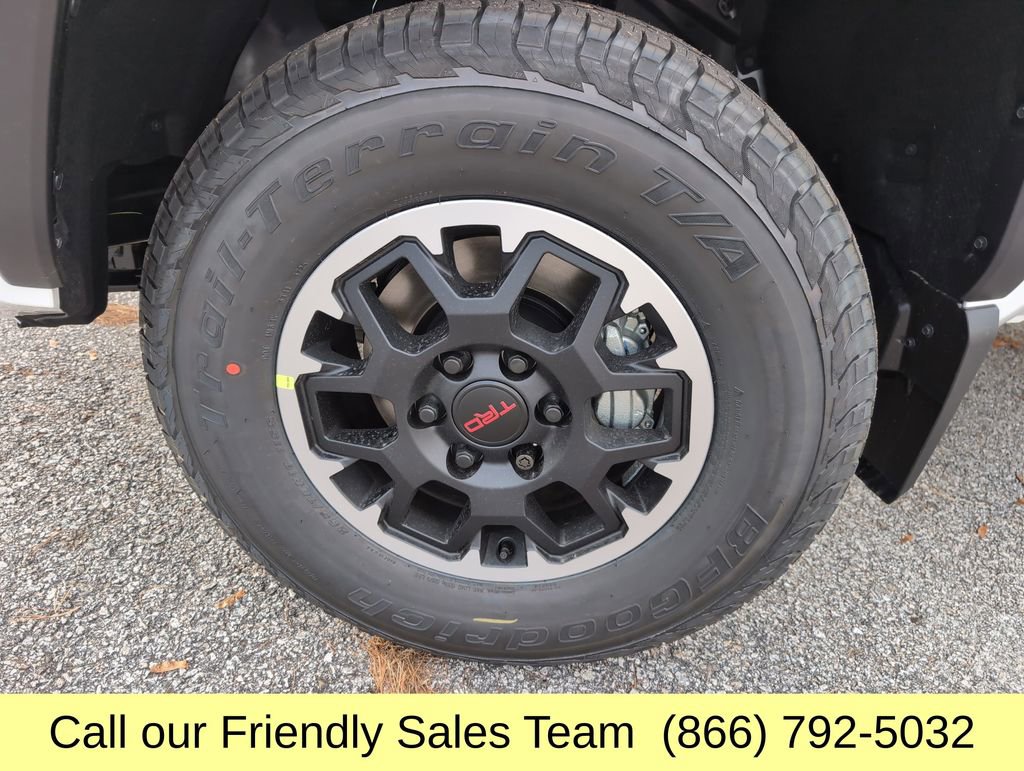 New 2025 Toyota Tacoma TRD Off-Road image 24