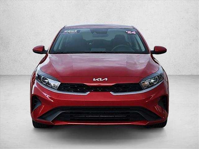 Used 2024 Kia Forte LXS FWD image 2