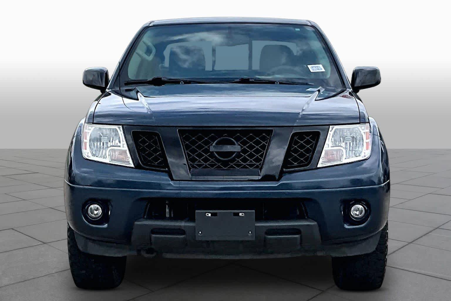 Used 2020 Nissan Frontier SV w/ Midnight Edition Floor Mats AWD/4WD image 4