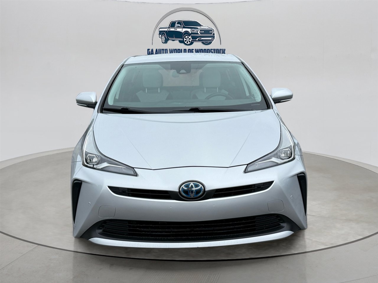 Used 2021 Toyota Prius XLE image 8