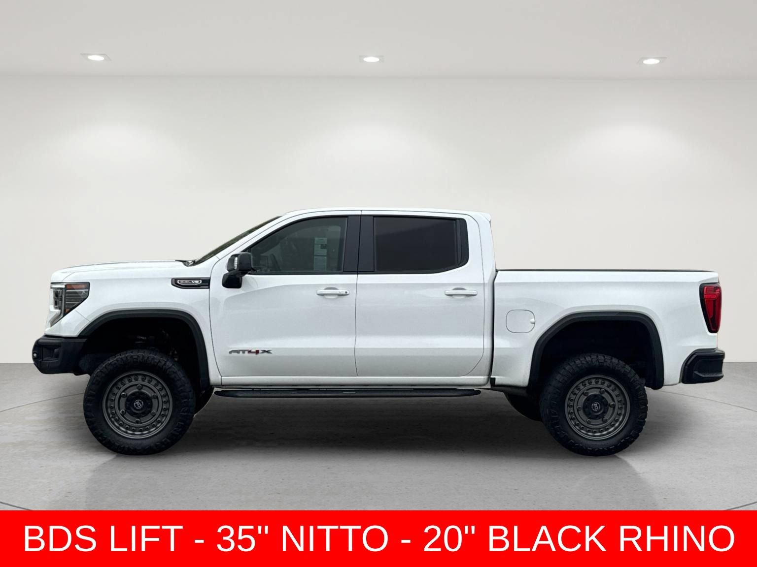 Used 2024 GMC Sierra 1500 AT4X AWD/4WD image 3