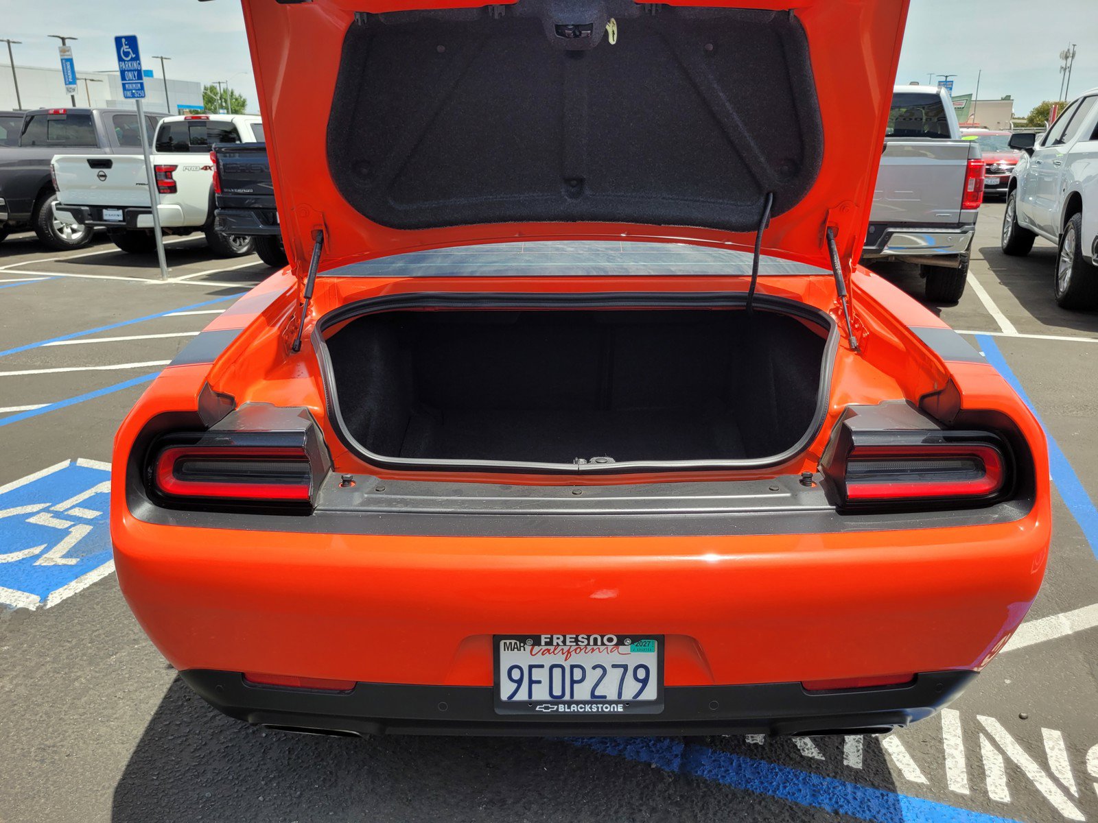 Used 2022 Dodge Challenger R/T Scat Pack RWD image 26