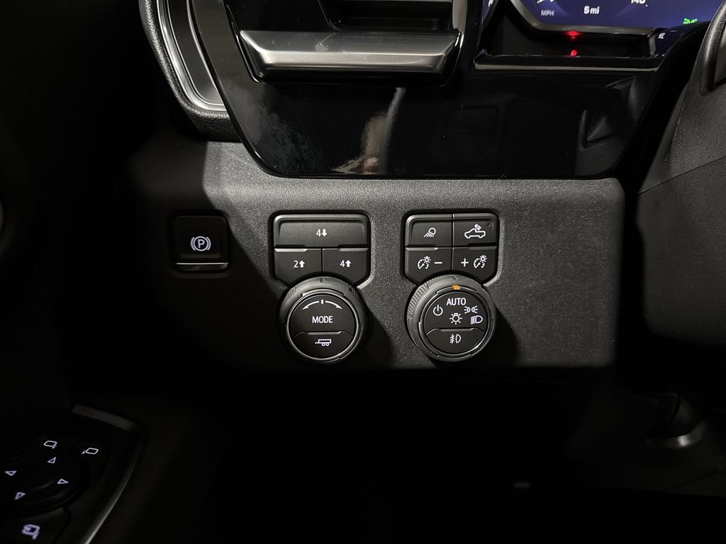 New 2026 Chevrolet Silverado 2500 LT w/ Trail Boss Package AWD/4WD image 19