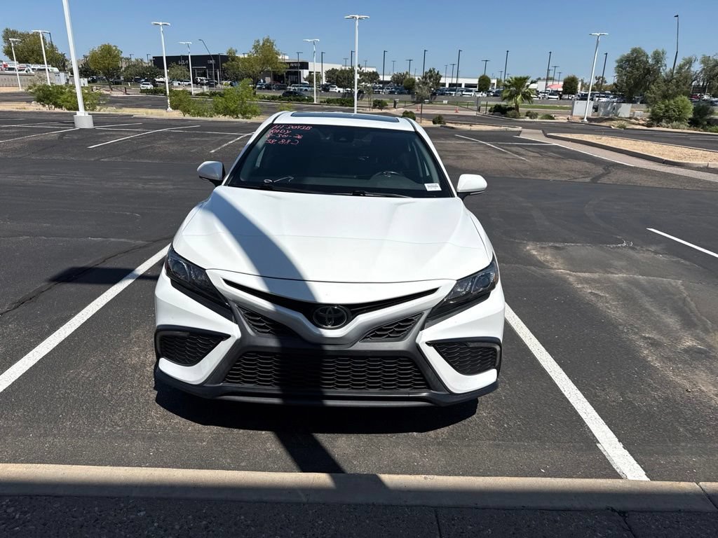 Used 2023 Toyota Camry SE w/ Convenience Package FWD image 2