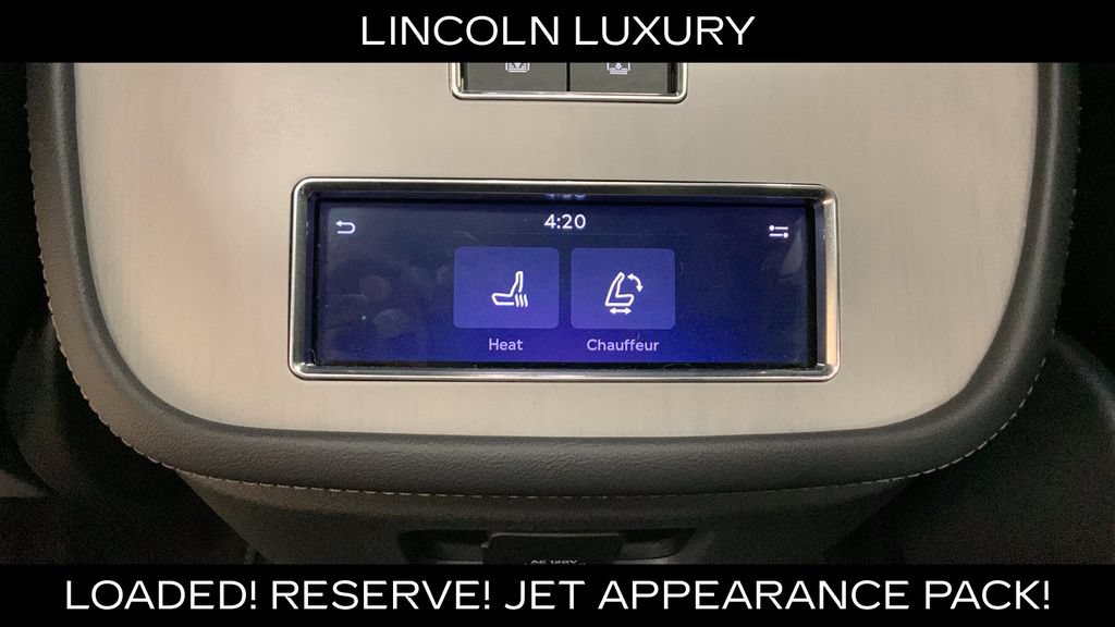 Used 2025 Lincoln Navigator Reserve w/ Jet Appearance Package AWD/4WD image 29