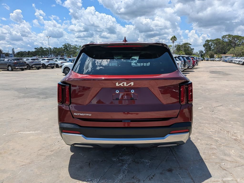Certified 2024 Kia Sorento S w/ Panoramic Sunroof Package FWD image 7