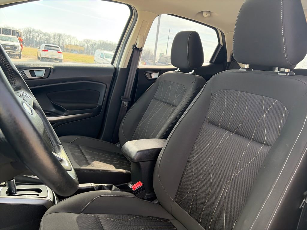 Used 2020 Ford EcoSport SE w/ SE Convenience Package image 16