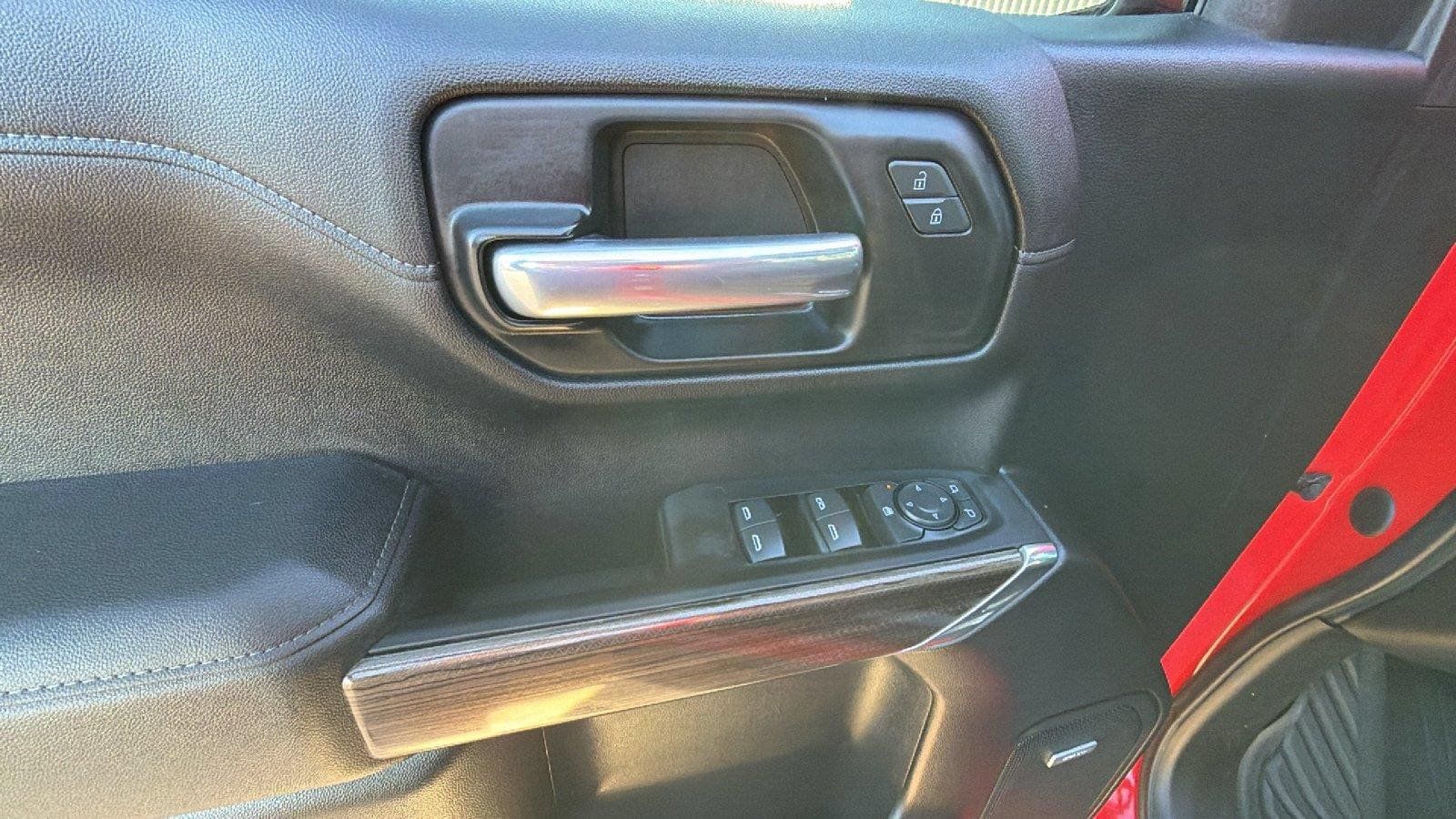 Used 2021 Chevrolet Silverado 1500 LT Trail Boss w/ Convenience Package II AWD/4WD image 16