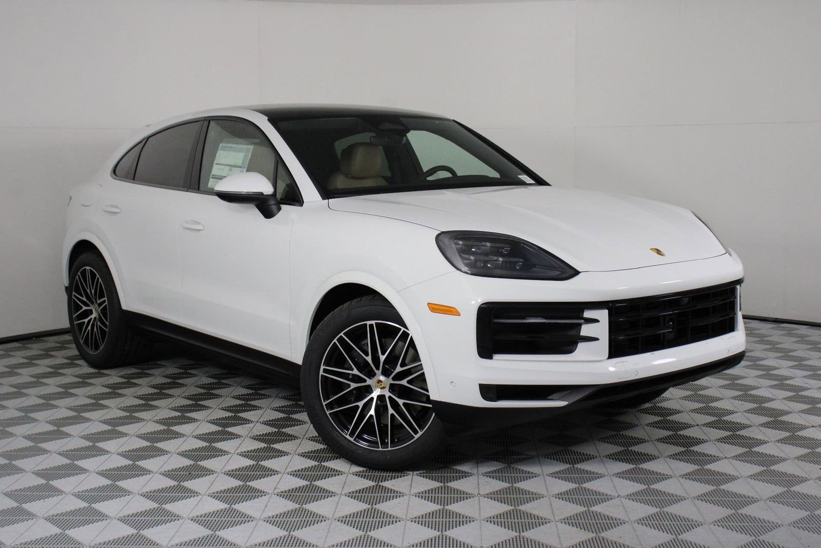 New 2026 Porsche Cayenne Coupe image 9