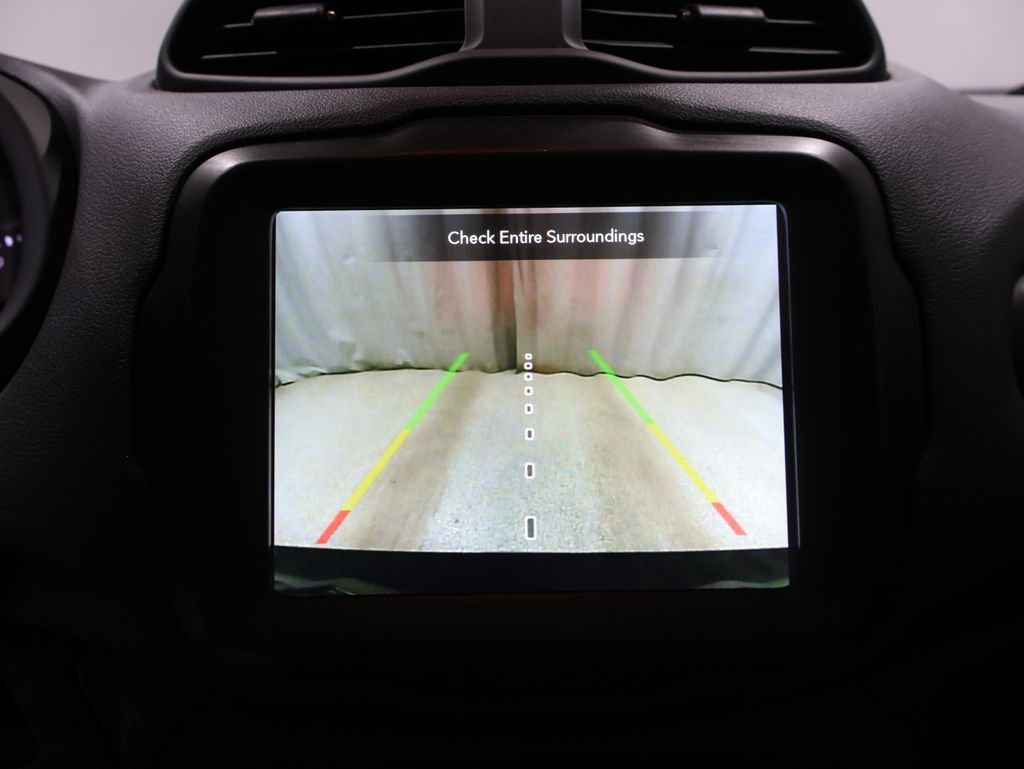 Certified 2023 Jeep Renegade Latitude w/ Sun/Sound Group AWD/4WD image 30