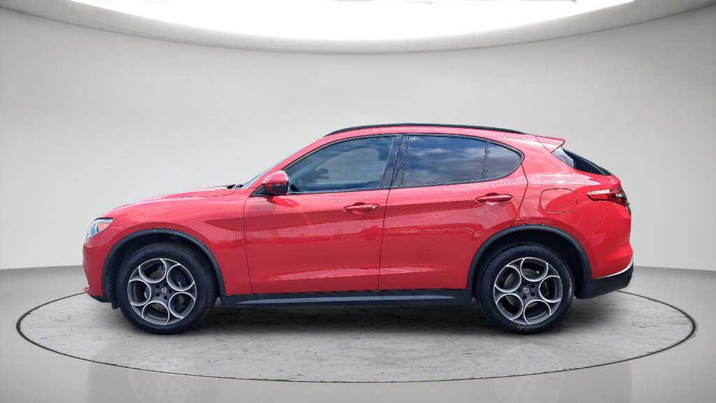 Used 2018 Alfa Romeo Stelvio Sport w/ Quick Order Package 22J Sport AWD/4WD image 6
