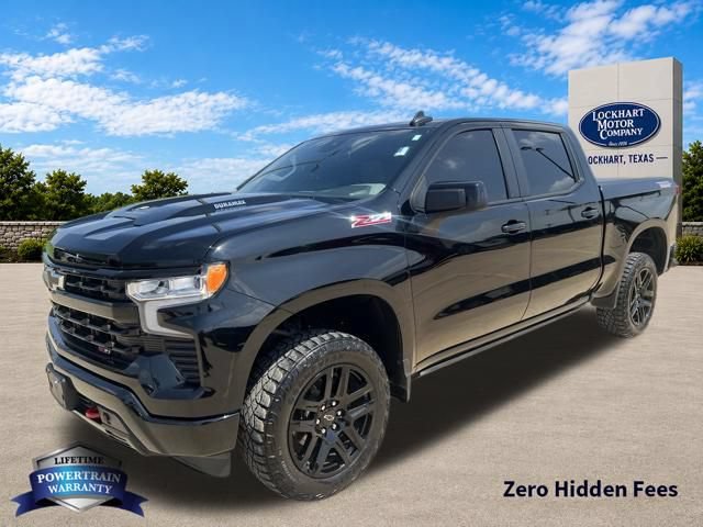Used 2025 Chevrolet Silverado 1500 LT Trail Boss w/ Convenience Package II AWD/4WD image 3