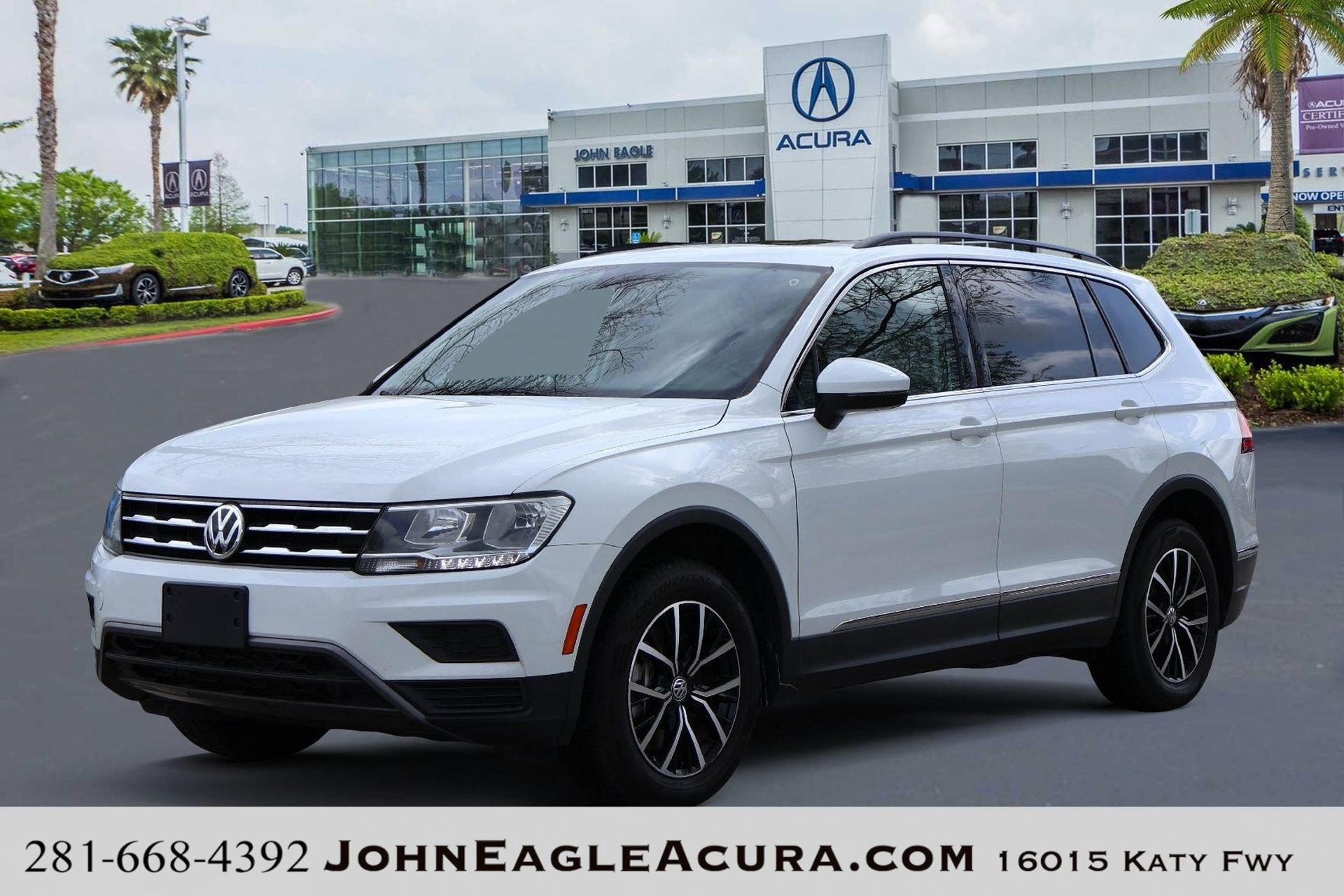 Used 2021 Volkswagen Tiguan SE FWD image 1