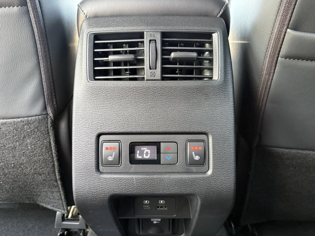 New 2026 Nissan Rogue Platinum AWD/4WD image 18