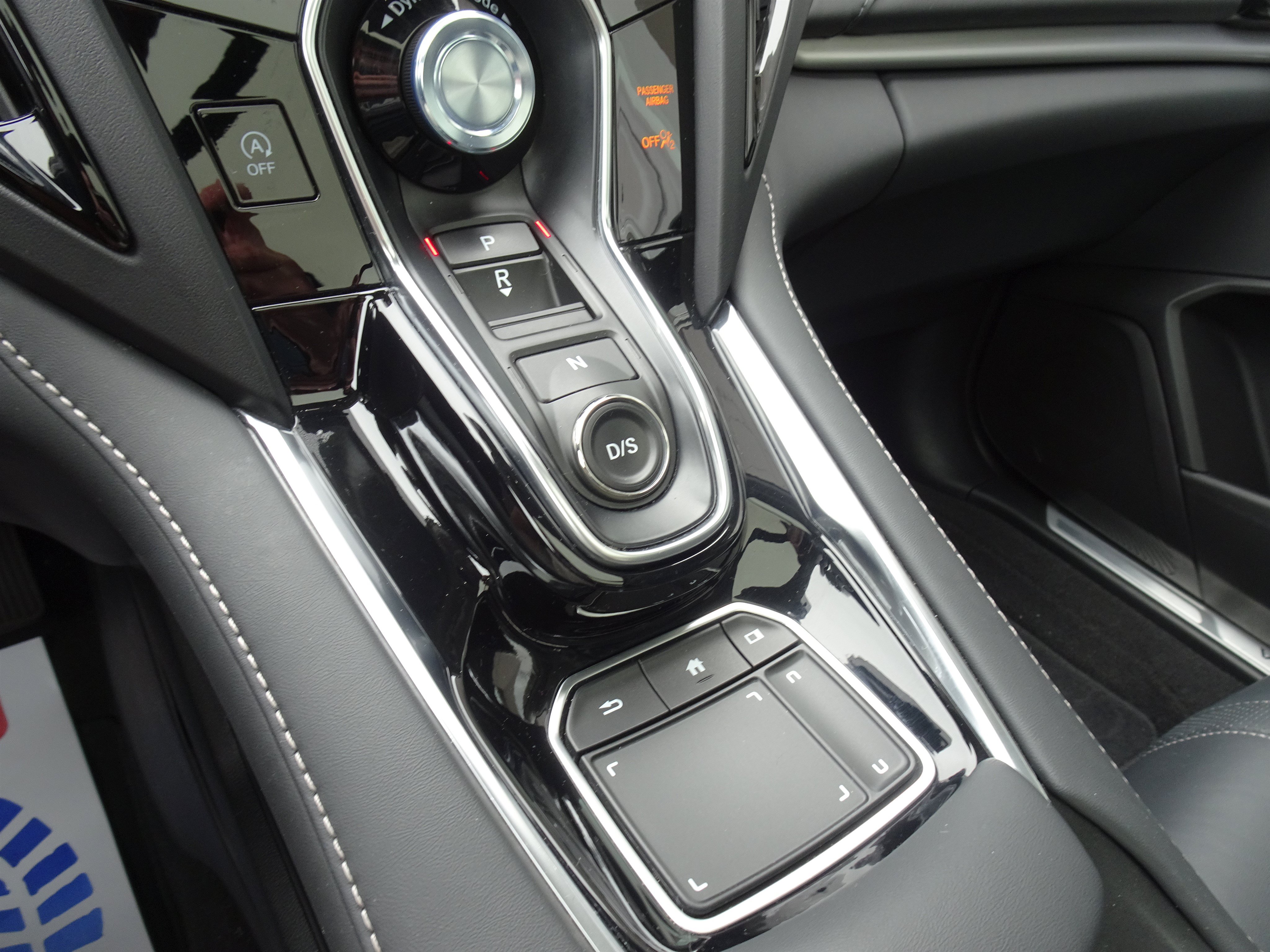 Used 2023 Acura RDX AWD w/ Technology Package image 17