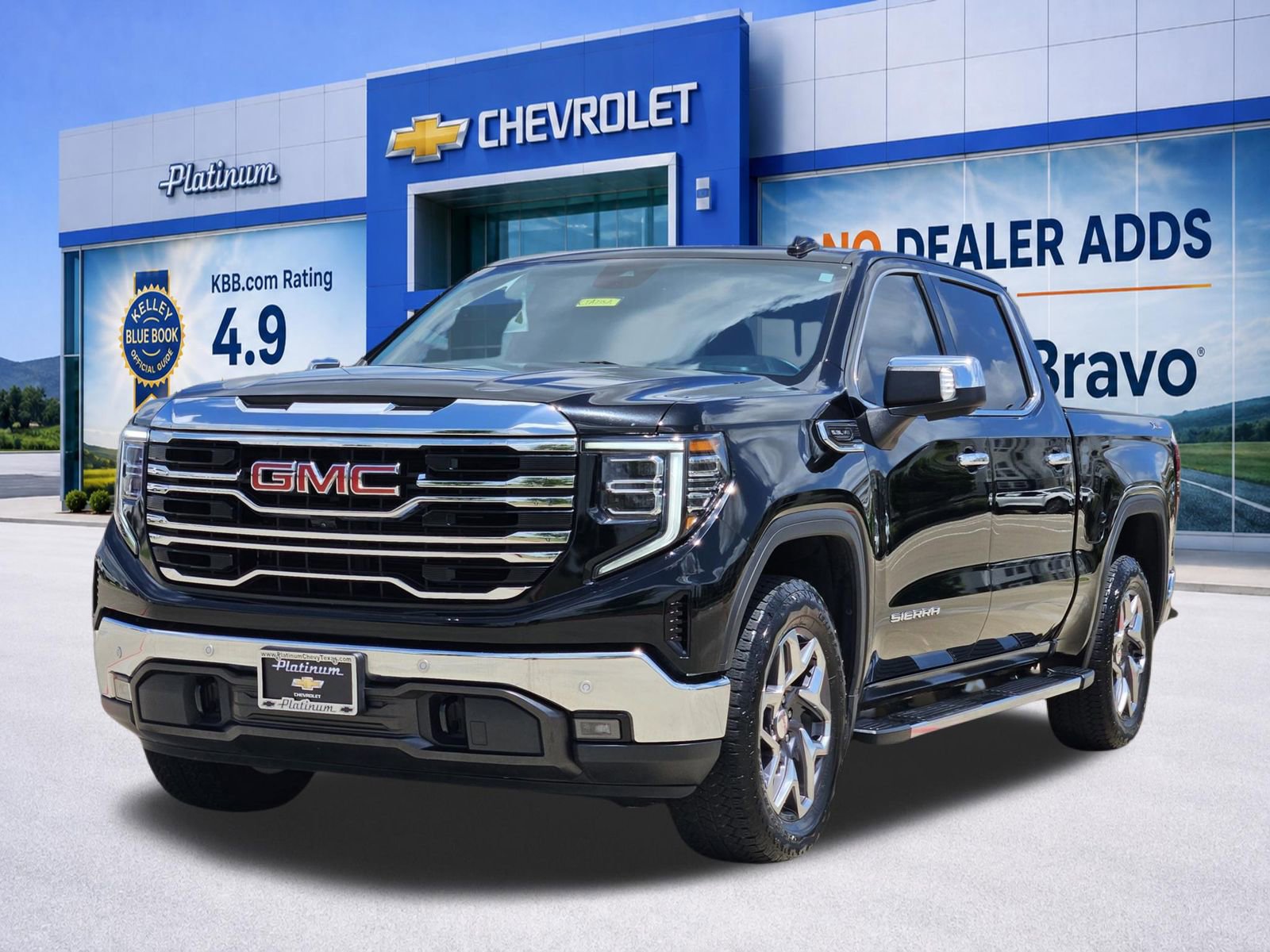 Used 2024 GMC Sierra 1500 SLT w/ SLT Premium Plus Package AWD/4WD image 2