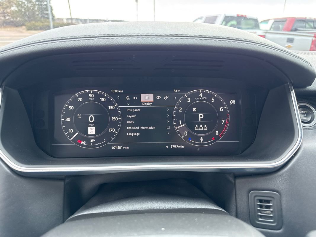 Used 2020 Land Rover Range Rover HSE image 25